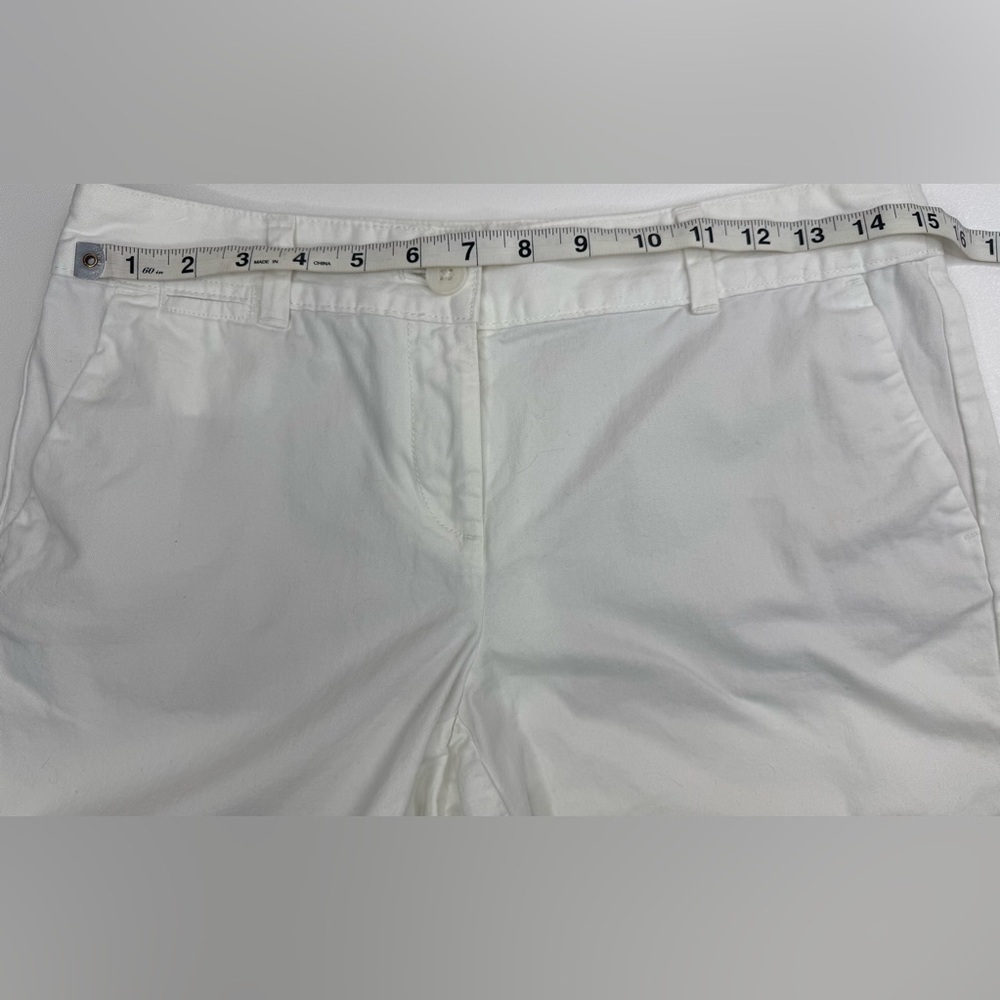 LOFT 6” 100% Cotton White Bermuda Shorts Women’s Size 2 - Picture 3 of 9